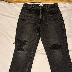 Size 29 Vintage Moussy jeans in distressed black. Inseam is 27. Only work twice!